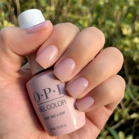 opi nude gel polish